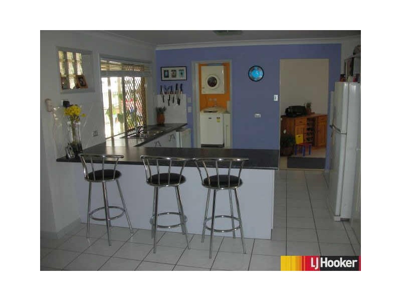 3 Hillcrest Street, Eimeo QLD 4740