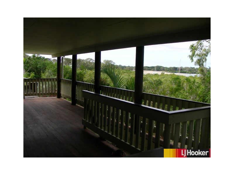 2A Edmonds Street, Bucasia QLD 4750