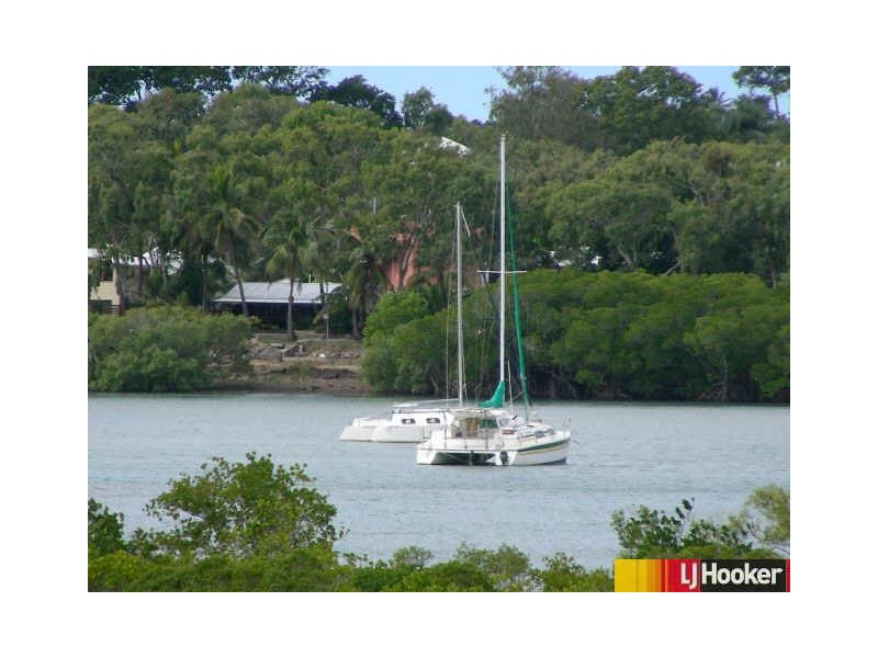 2A Edmonds Street, Bucasia QLD 4750