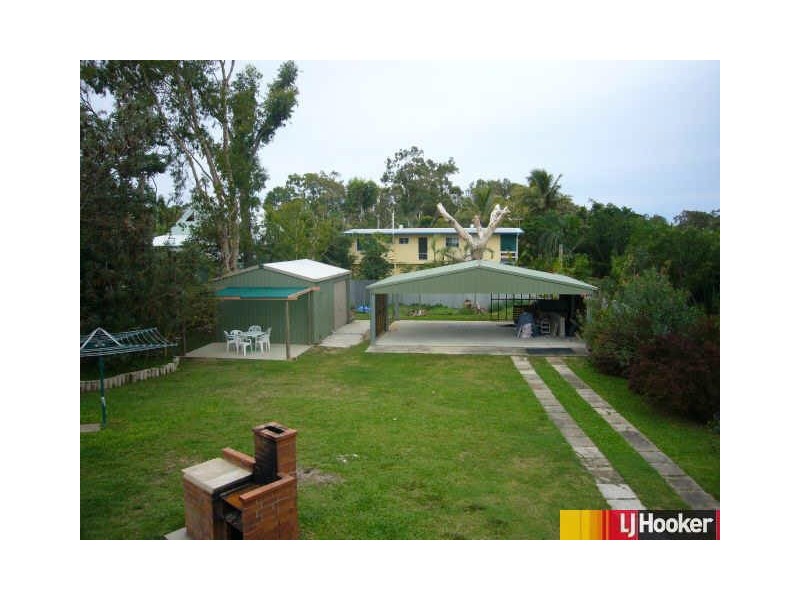 2A Edmonds Street, Bucasia QLD 4750
