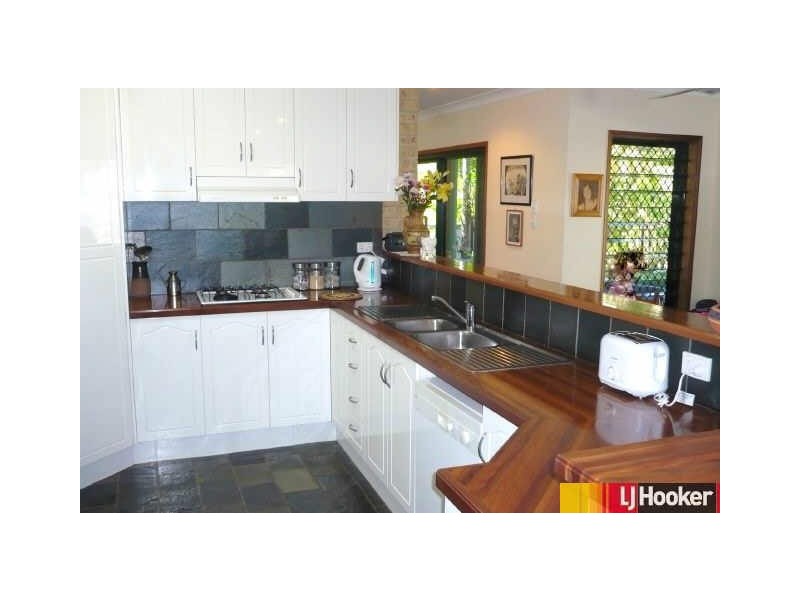 65 The Esplanade, Bucasia QLD 4750