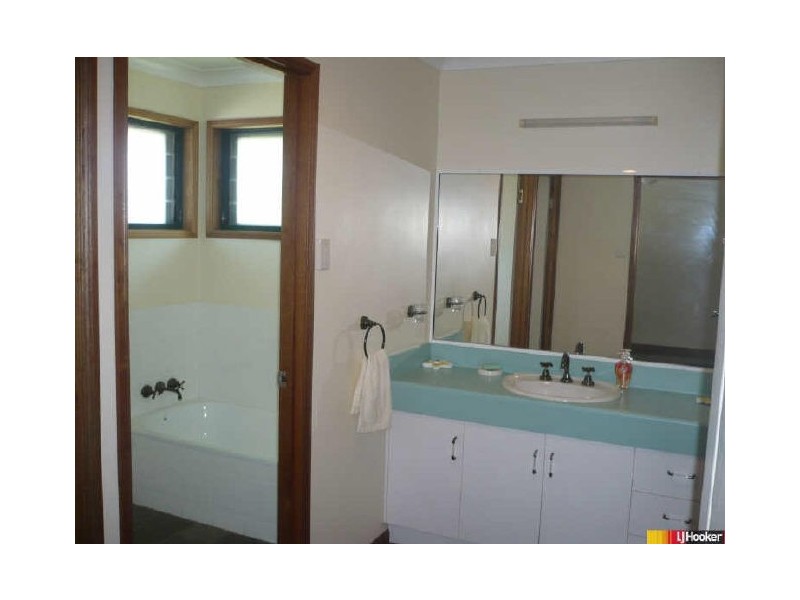 65 The Esplanade, Bucasia QLD 4750