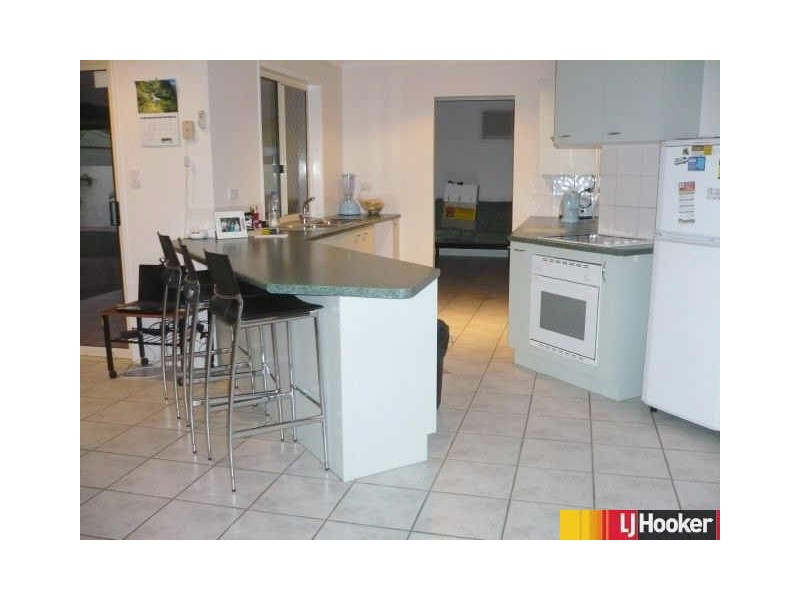 8 Spinnaker Way, Bucasia QLD 4750