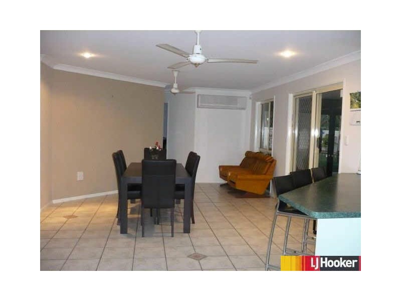 8 Spinnaker Way, Bucasia QLD 4750