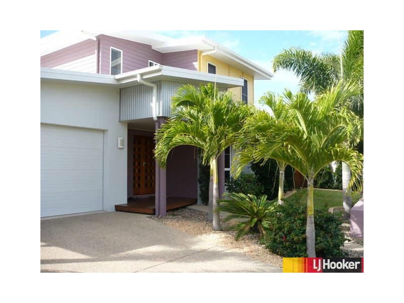 18 Seaspray Close, Shoal Point QLD 4750