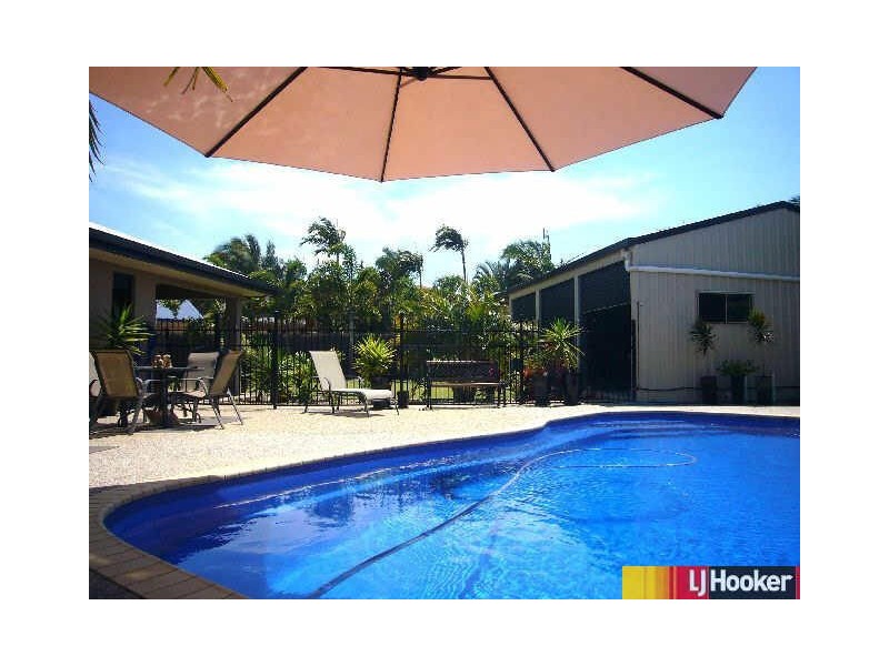 14 Sunseeker Court, Blacks Beach QLD 4740