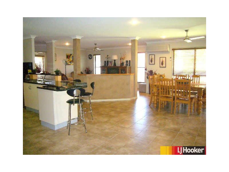 14 Sunseeker Court, Blacks Beach QLD 4740