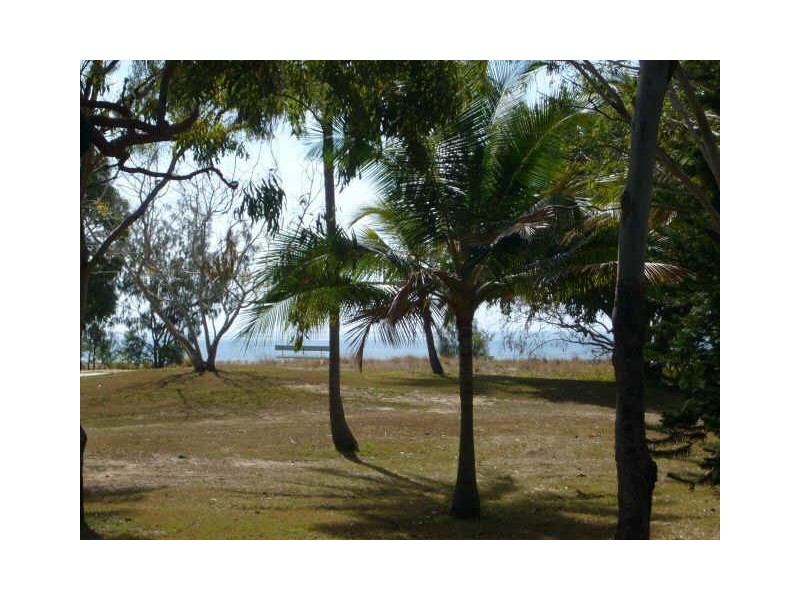 63 The Esplanade, Bucasia QLD 4750