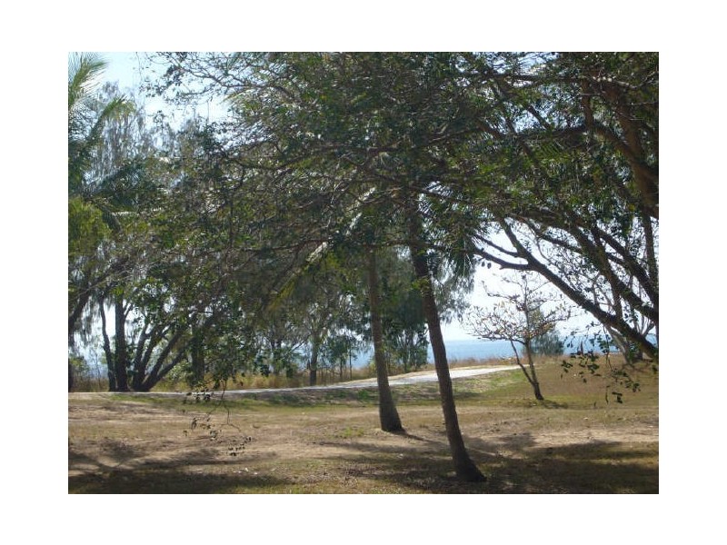 63 The Esplanade, Bucasia QLD 4750