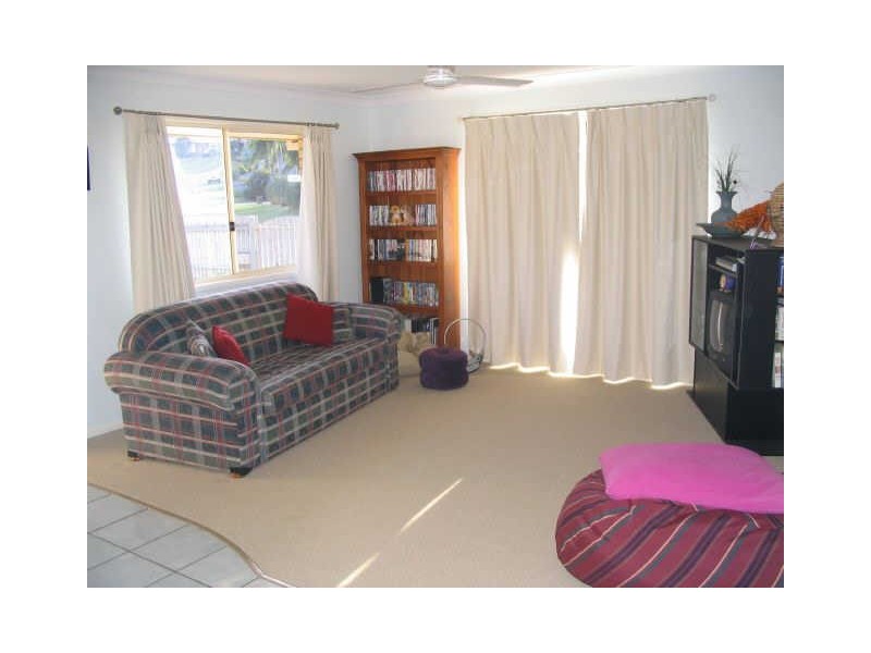 75 McLaughlin Drive, Eimeo QLD 4740