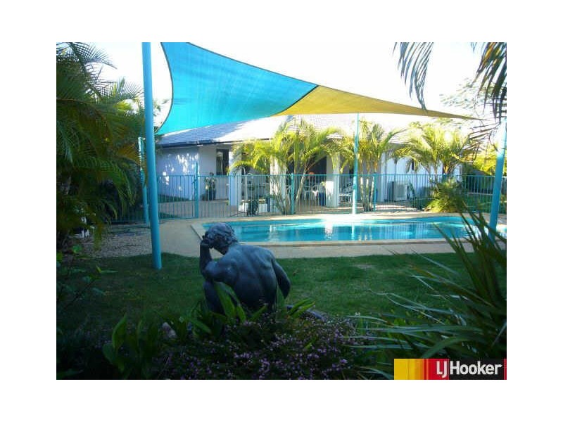 31 Marine Parade, Bucasia QLD 4750