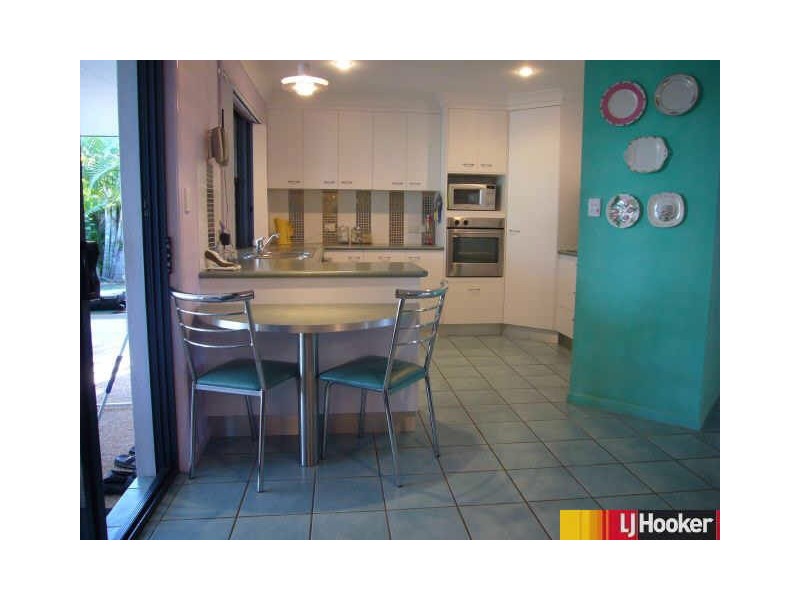 31 Marine Parade, Bucasia QLD 4750