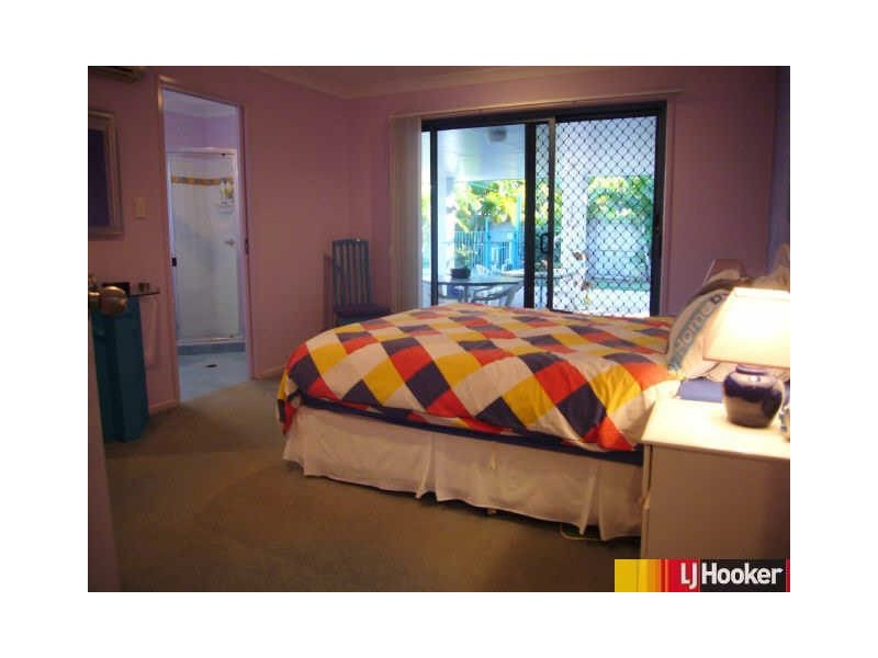 31 Marine Parade, Bucasia QLD 4750