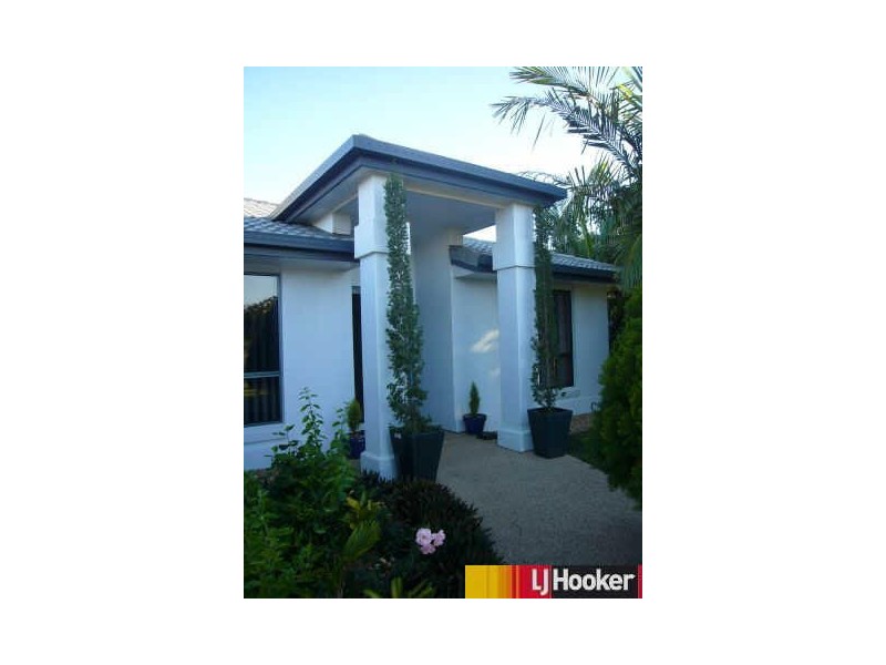 31 Marine Parade, Bucasia QLD 4750