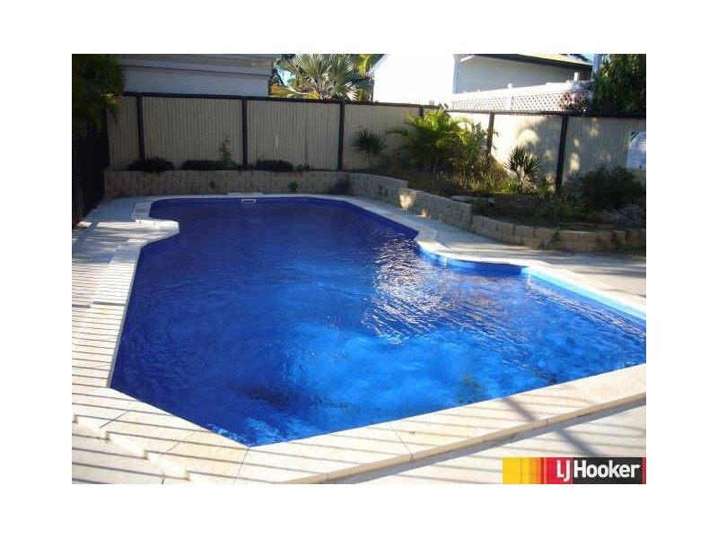 8 Tellin Street, Shoal Point QLD 4750