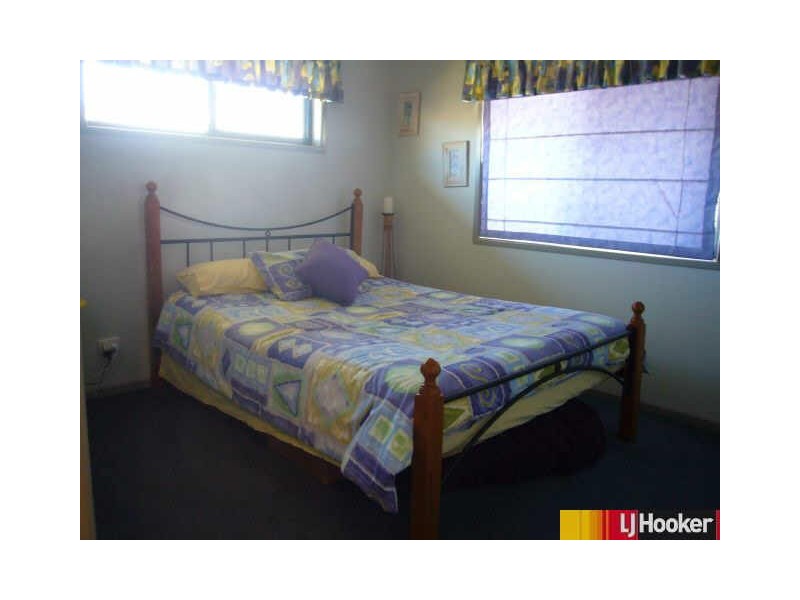 4 Bluewater Court, Bucasia QLD 4750