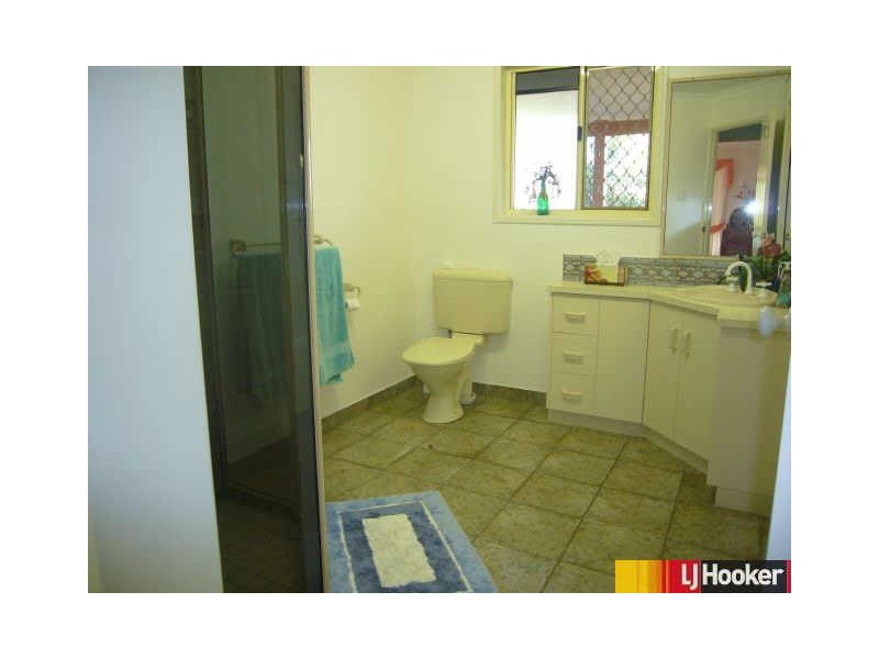 2/2 Tellin Street, Shoal Point QLD 4750