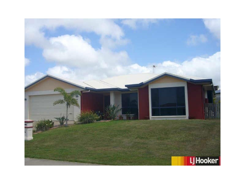 49 Slater Avenue, Blacks Beach QLD 4740