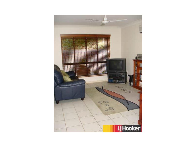1 Mermaid Street, Shoal Point QLD 4750