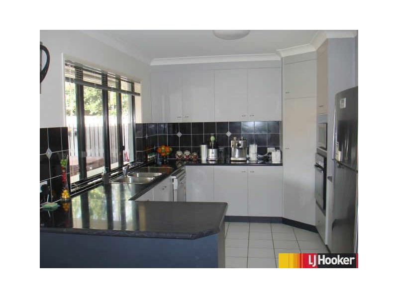 1 Mermaid Street, Shoal Point QLD 4750