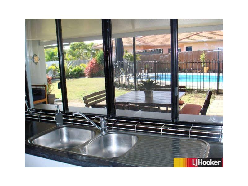 1 Mermaid Street, Shoal Point QLD 4750