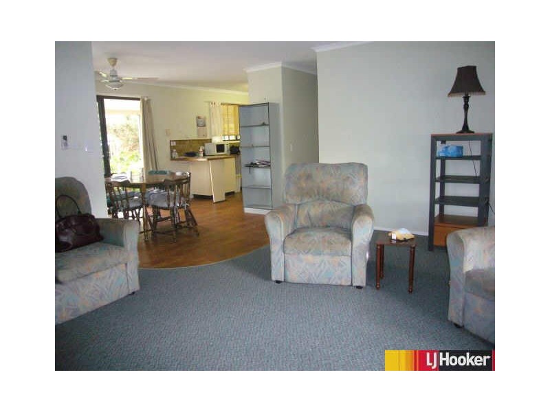 20 Geoffrey Thomas Drive, Bucasia QLD 4750