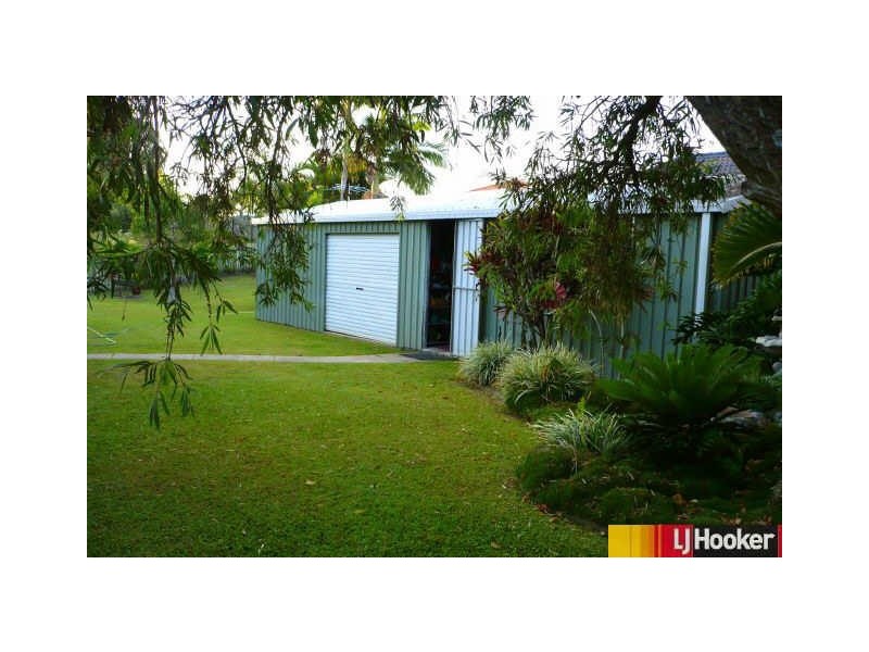 5 Sunset Beach Court, Shoal Point QLD 4750