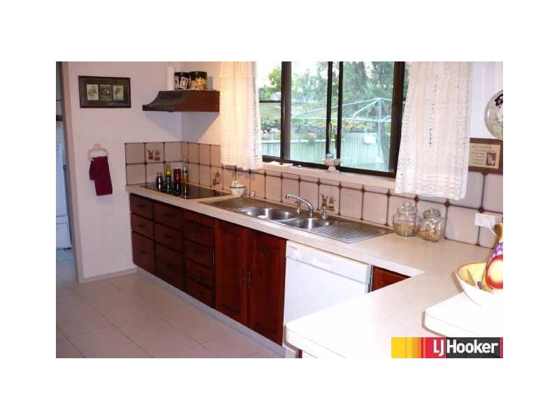 5 Sunset Beach Court, Shoal Point QLD 4750