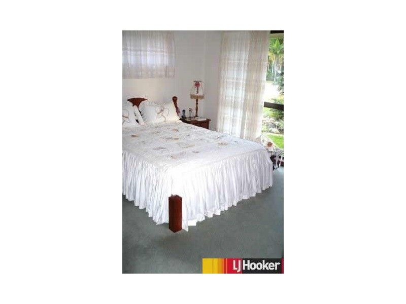 5 Sunset Beach Court, Shoal Point QLD 4750