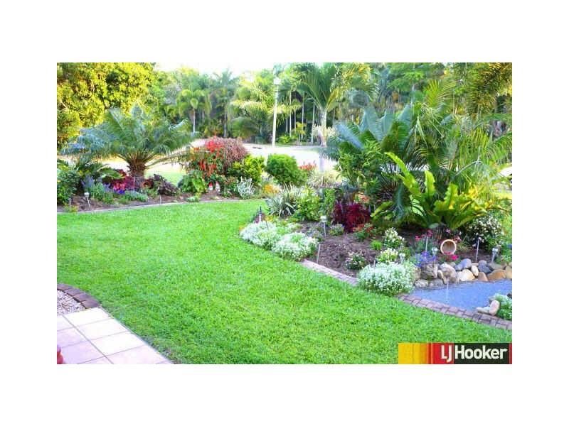 5 Sunset Beach Court, Shoal Point QLD 4750