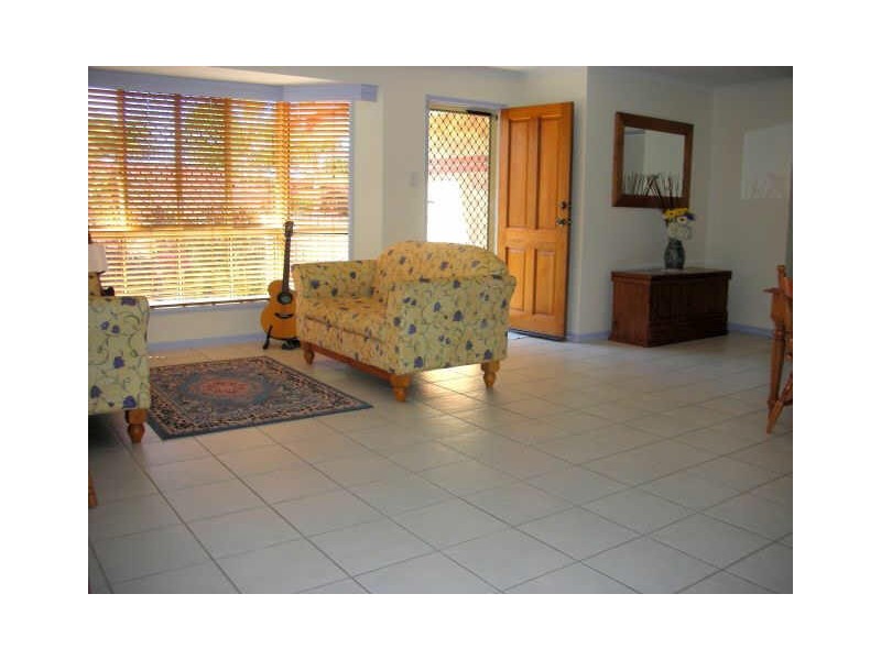 4 The Quarterdeck, Blacks Beach QLD 4740