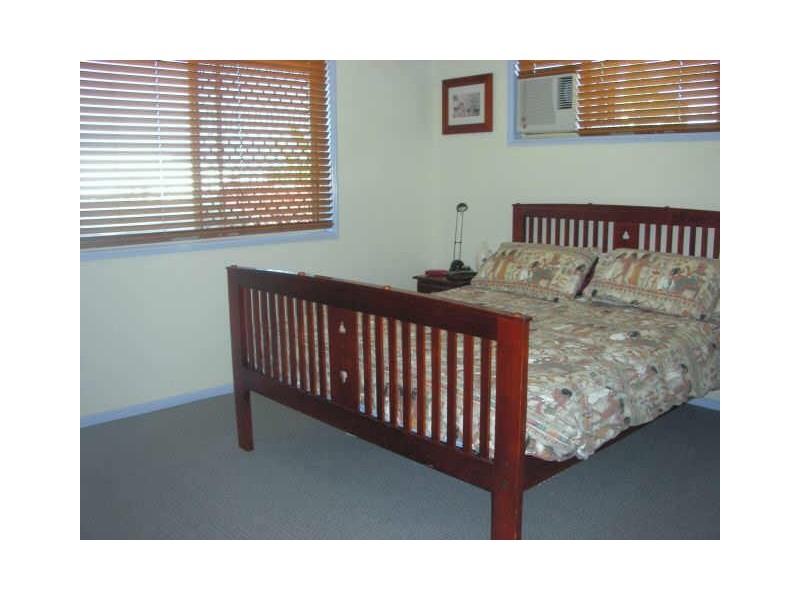 4 The Quarterdeck, Blacks Beach QLD 4740