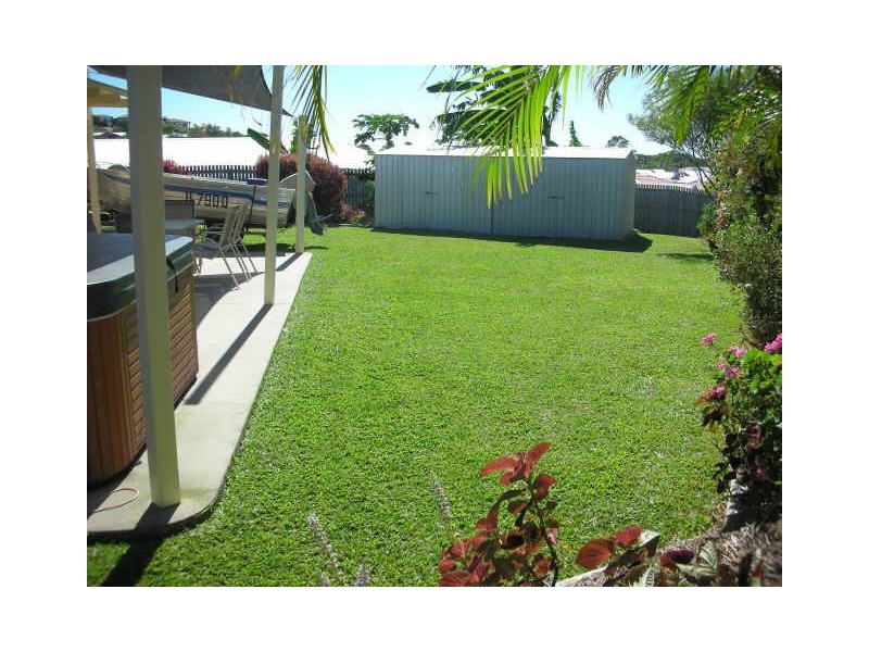 4 The Quarterdeck, Blacks Beach QLD 4740