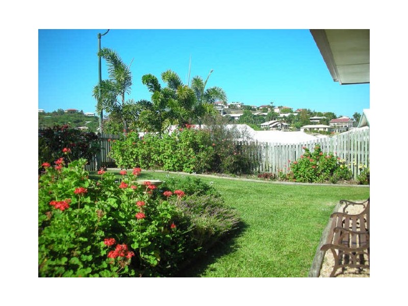 4 The Quarterdeck, Blacks Beach QLD 4740
