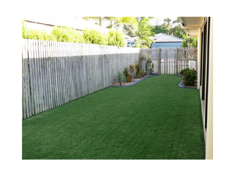 5 Beachside Place, Shoal Point QLD 4750