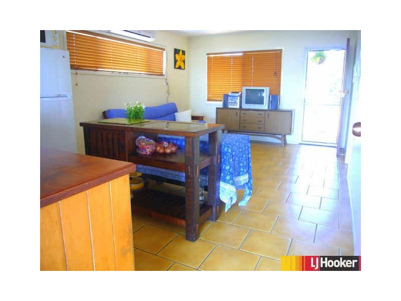 17 Edmonds Street, Bucasia QLD 4750