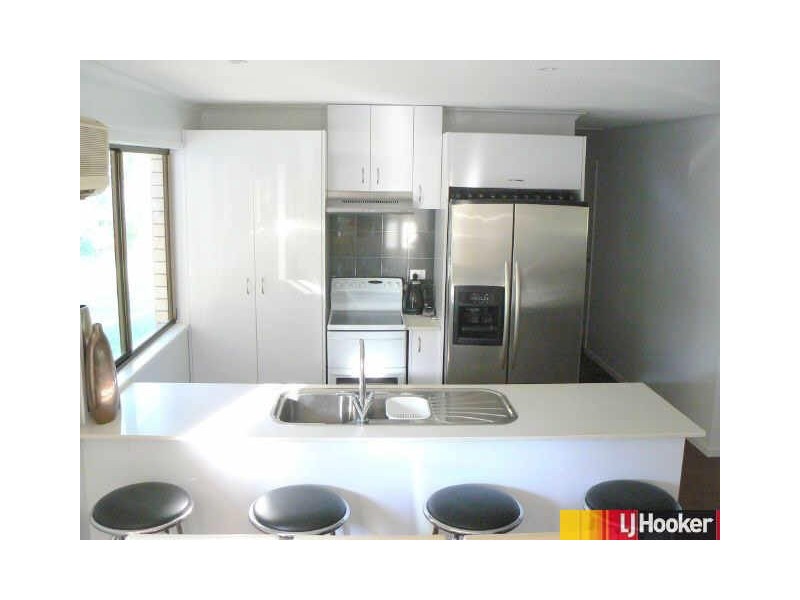 1 Lee Court, Bucasia QLD 4750