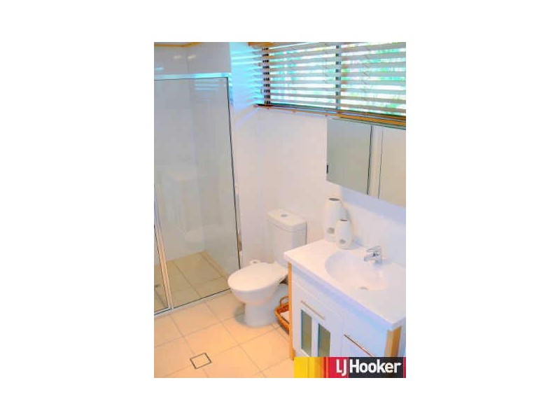 1 Lee Court, Bucasia QLD 4750