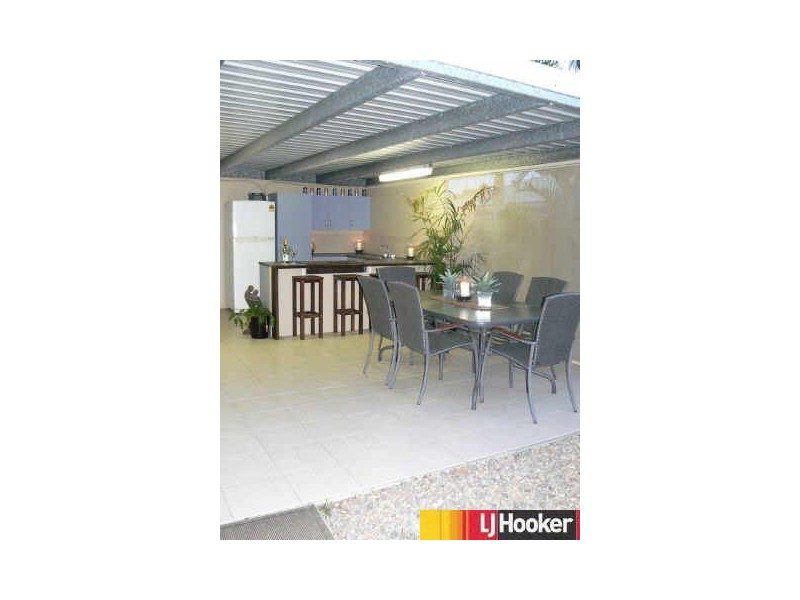 1 Lee Court, Bucasia QLD 4750