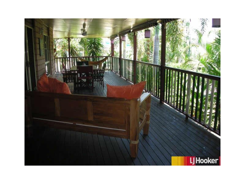 17 Hillcrest Street, Eimeo QLD 4740