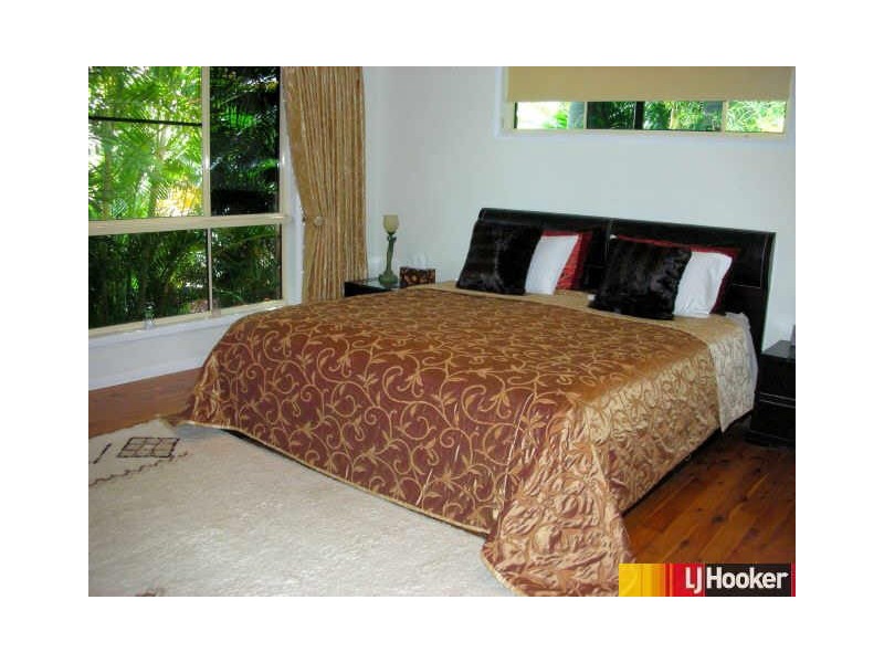 17 Hillcrest Street, Eimeo QLD 4740