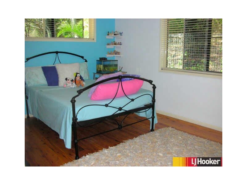 17 Hillcrest Street, Eimeo QLD 4740