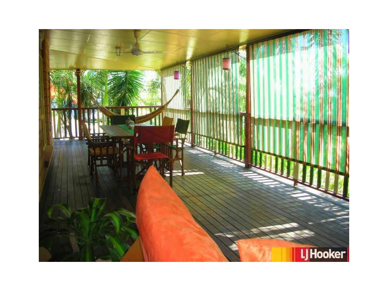17 Hillcrest Street, Eimeo QLD 4740