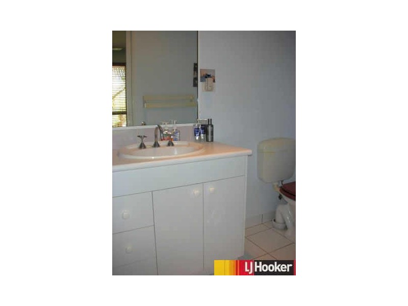13 Hillcrest Street, Eimeo QLD 4740