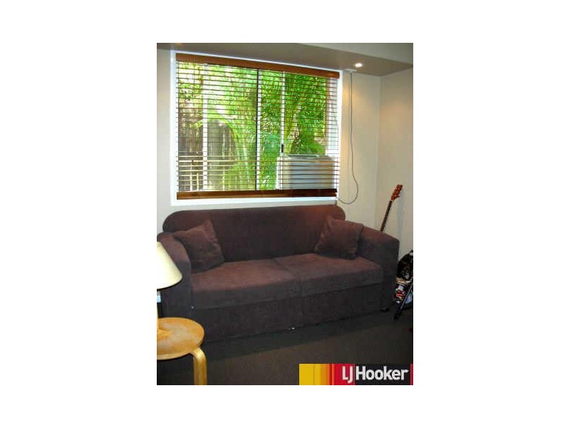 13 Hillcrest Street, Eimeo QLD 4740