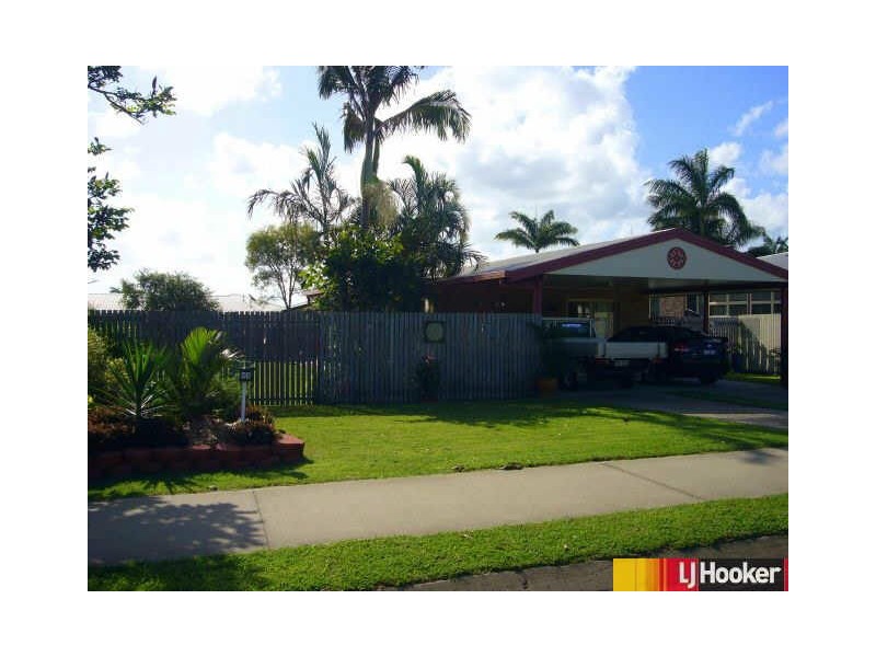 45 Mansfield Drive, Beaconsfield QLD 4740