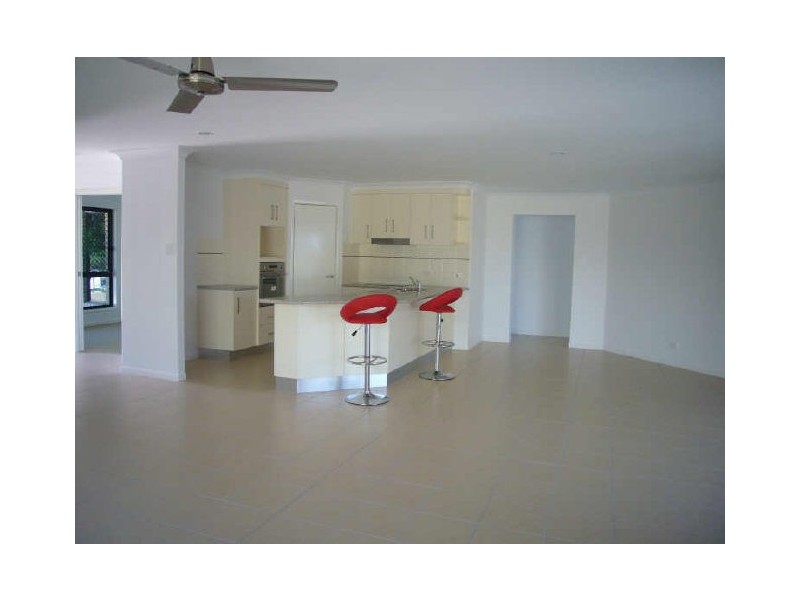 36 Dolphin Drive, Bucasia QLD 4750