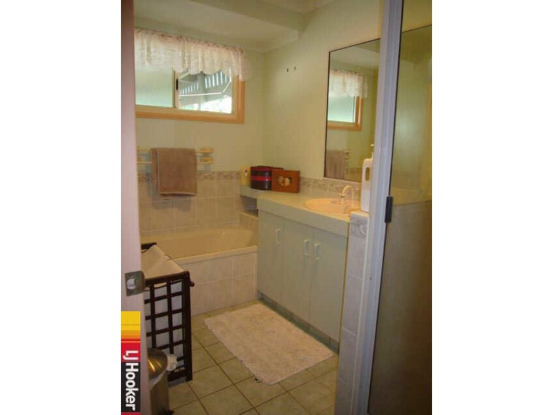 4 Teanna Court, Eimeo QLD 4740