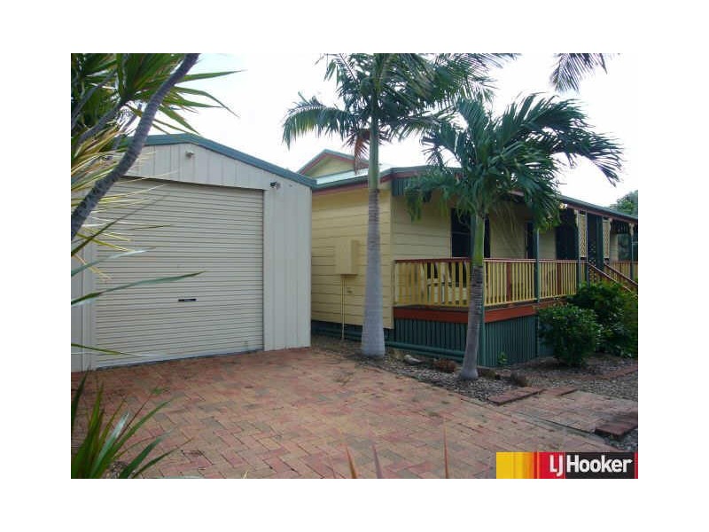 4 Teanna Court, Eimeo QLD 4740