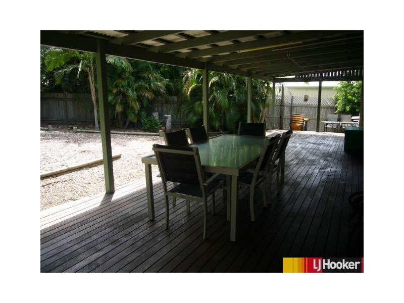 4 Teanna Court, Eimeo QLD 4740